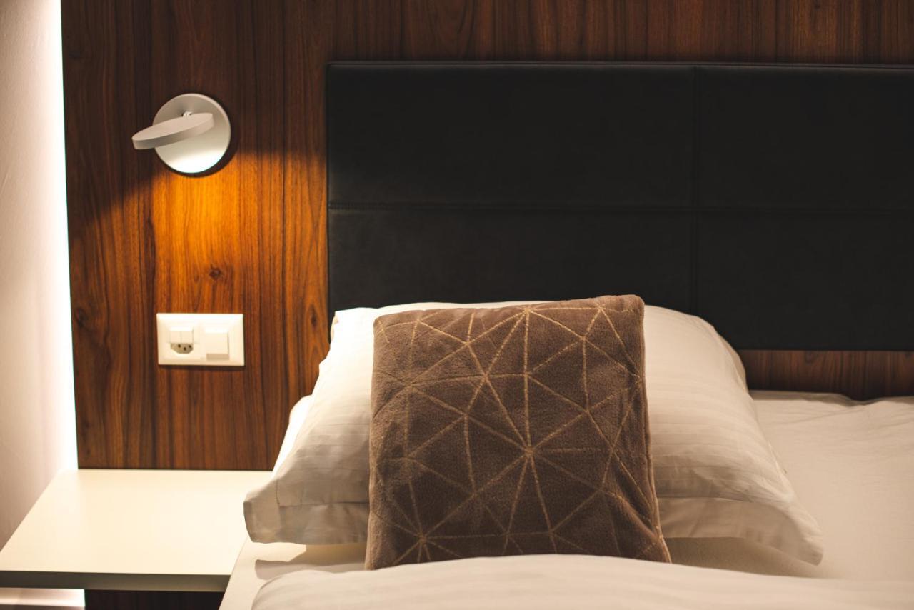 Central & Elegant Apartments,Partially With Fireplace, By Zermatt Rental מראה חיצוני תמונה
