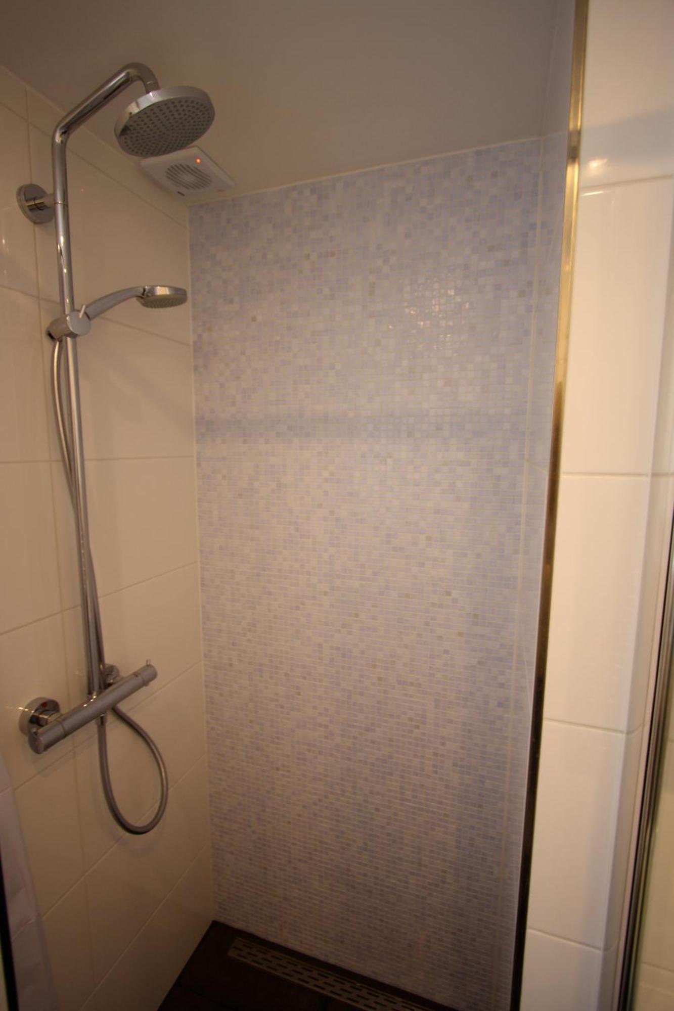 Central & Elegant Apartments,Partially With Fireplace, By Zermatt Rental חדר תמונה